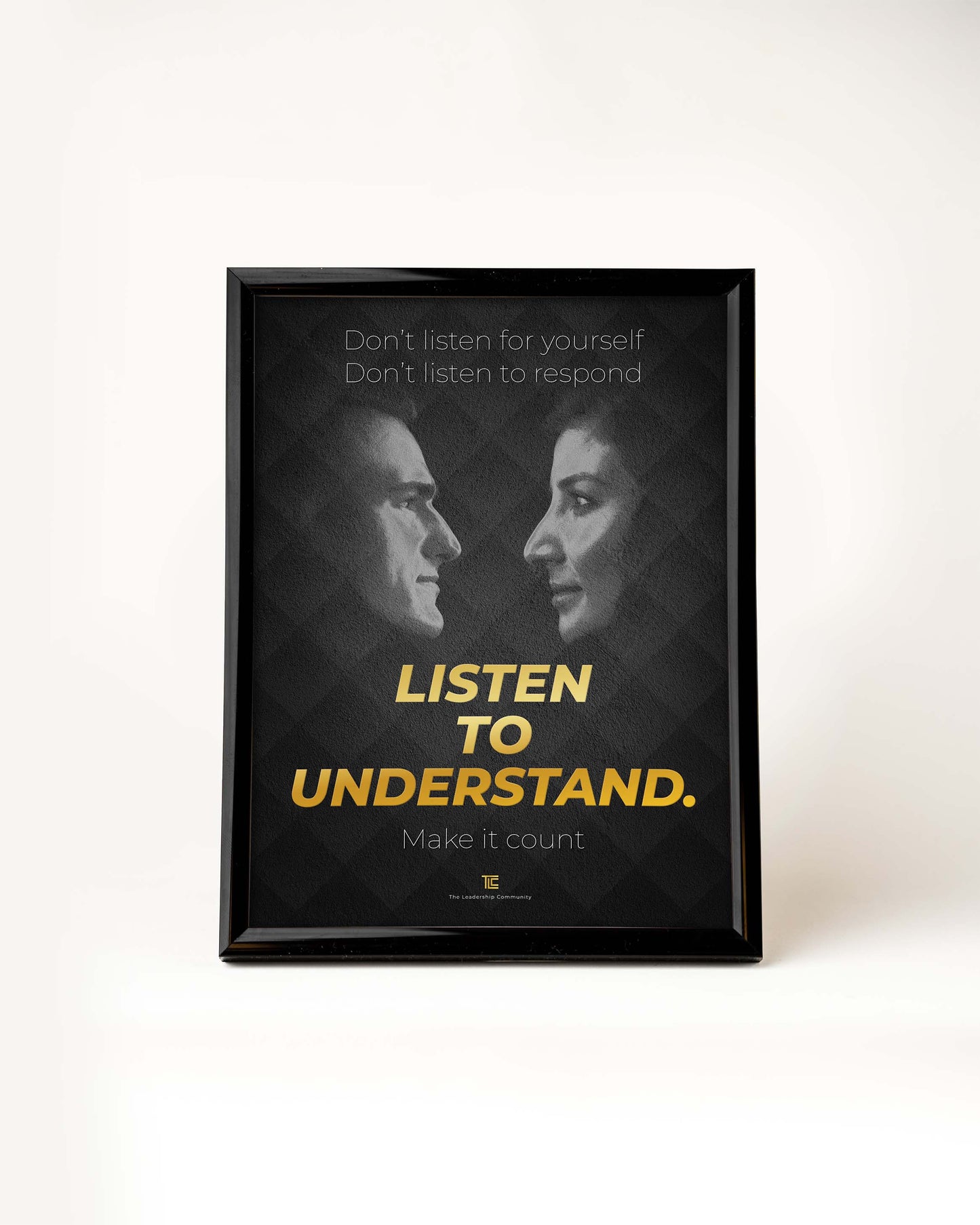 Poster 'Listen to understand' | Zwart
