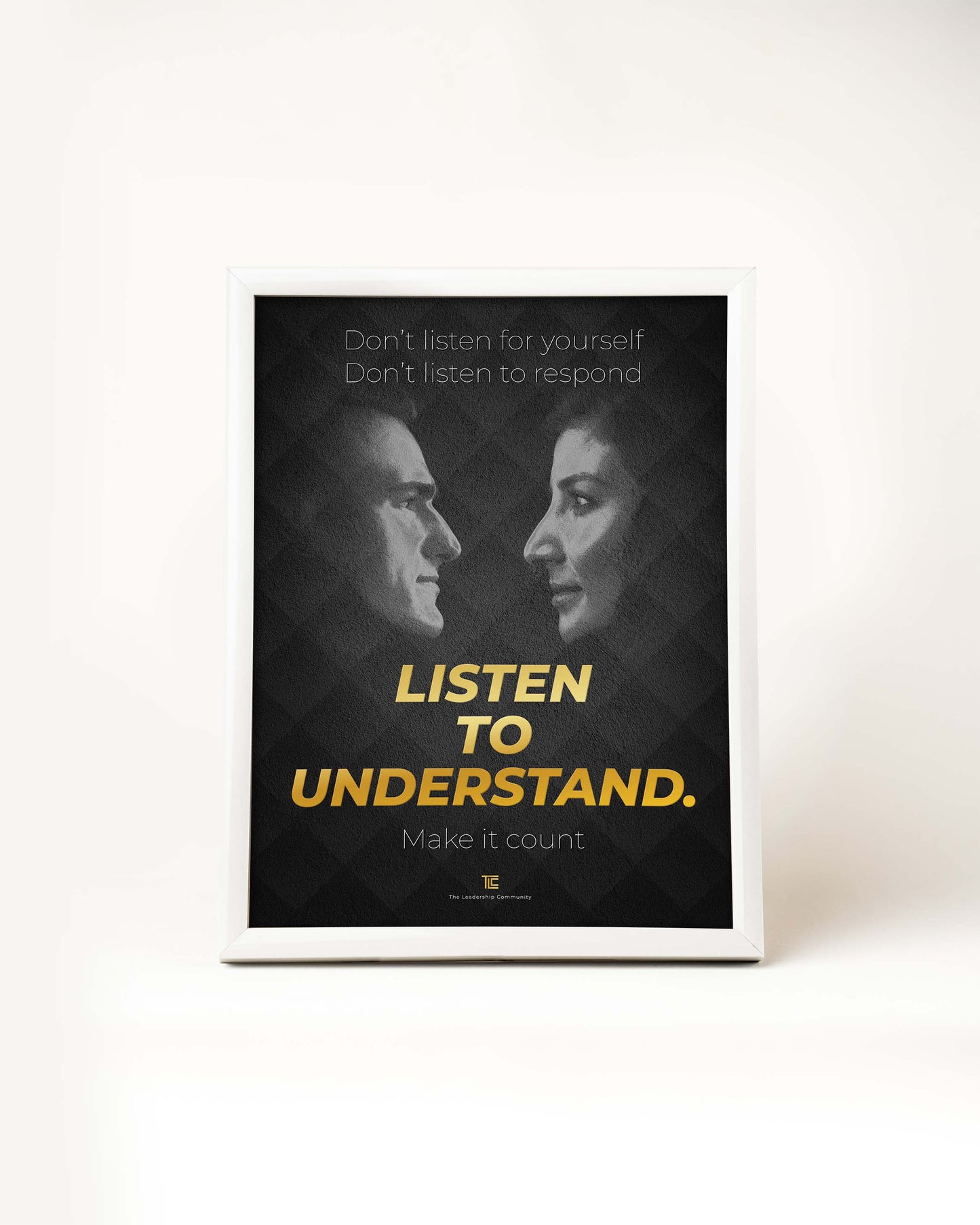 Poster 'Listen to understand' | Zwart